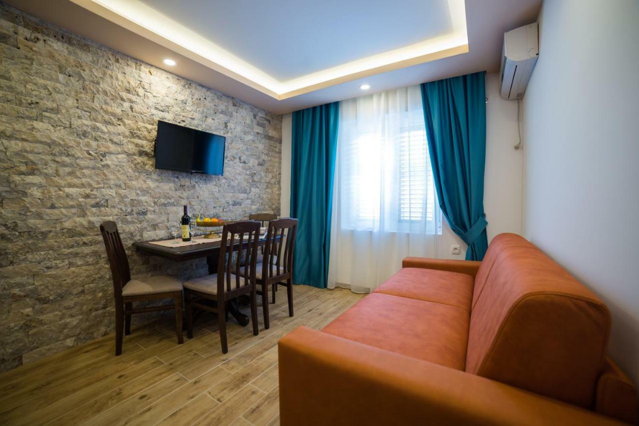 Guest House S-Lux Petrovazzo Esterno foto
